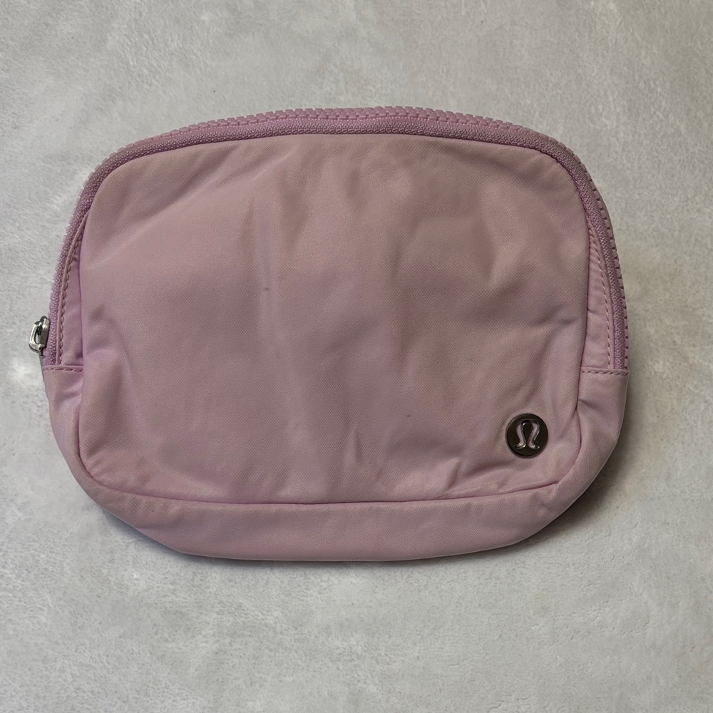 lululemon Light Pink Everywhere Belt Bag